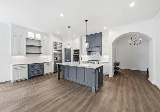 Photo 3 of Single family home for sale at 1645 Ethan Cir, Midlothian, TX 76065 | MLS# 21182412 | Listing updated on 2026-10-03