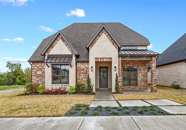 Photo 1 of Single family home for sale at 1657 Ethan Cir, Midlothian, TX 76065 | MLS# 21182403 | Listing updated on 2026-10-03