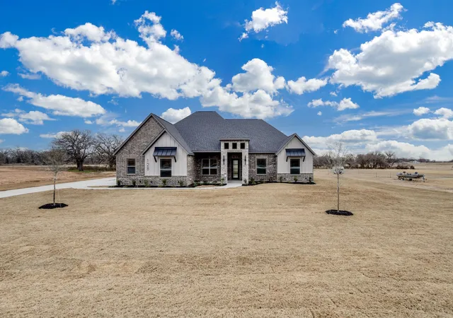 Homes for sale in Poolville, TX | 128 Prairie Winds Dr, Poolville, TX 76487 | MLS# 21185744