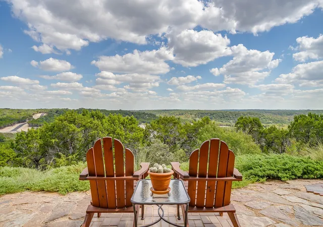 Photo 3 of Single family home for sale at 8225 Scotscraig Ct, Cleburne, TX 76033 | MLS# 21183581 | Listing updated on 2026-08-30