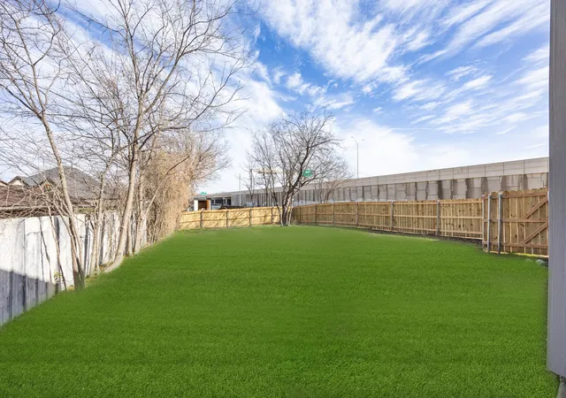 29th image of 617 E Ramsey Ave, Fort Worth, TX 76104 | MLS# 21185686
