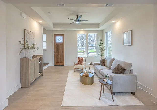 4th image of 617 E Ramsey Ave, Fort Worth, TX 76104 | MLS# 21185686