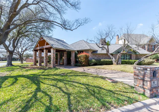 Photo 1 of Sale Pending at 50 Riviera Cir, Abilene, TX 79606 | MLS# 21184765 | Listing updated on 2026-07-19