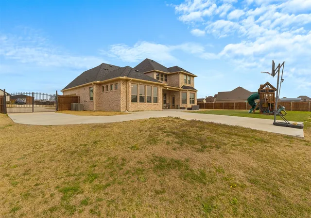 Homes for sale in Venus, TX | 140 Highgate Dr, Venus, TX 76084 | MLS# 21185995