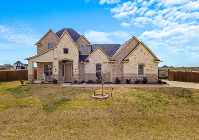Homes for sale in Venus, TX | 140 Highgate Dr, Venus, TX 76084 | MLS# 21185995