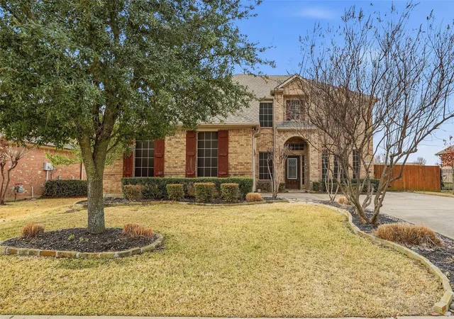 Photo 2 of Single family home for sale at 508 Lakeview Cir, Burleson, TX 76028 | MLS# 21184162 | Listing updated on 2026-08-03