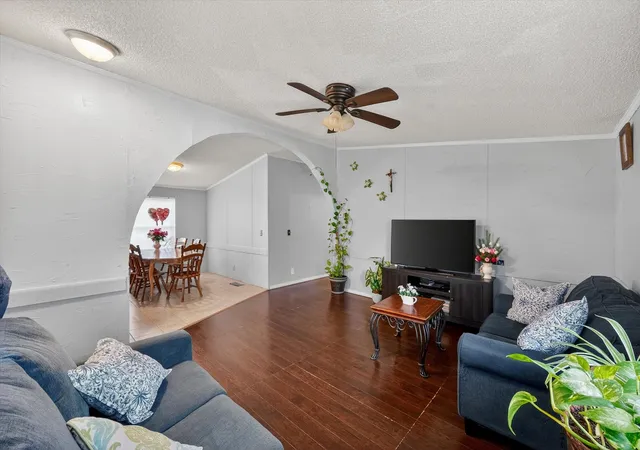 Homes for sale in Corsicana, TX | 2301 W 13Th Ave, Corsicana, TX 75110 | MLS# 21184756