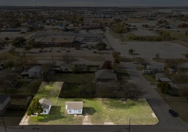 Homes for sale in White Settlement, TX | 313 Hallvale Dr, White Settlement, TX 76108 | MLS# 21185130