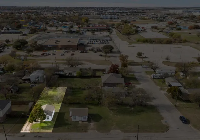 Homes for sale in White Settlement, TX | 309 Hallvale Dr, White Settlement, TX 76108 | MLS# 21185688