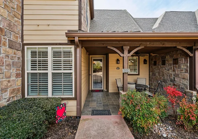 5th image of 310 Watermere Dr, Southlake, TX 76092