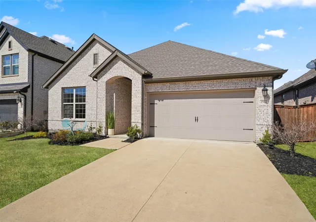 Photo 3 of Single family home for sale at 1921 Braided Mane Ave, Aubrey, TX 76227 | MLS# 20781511 | Listing updated on 2026-07-20