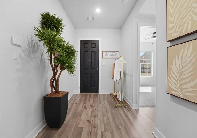 Photo 4 of Single family home for sale at 1921 Braided Mane Ave, Aubrey, TX 76227 | MLS# 20781511 | Listing updated on 2026-07-20