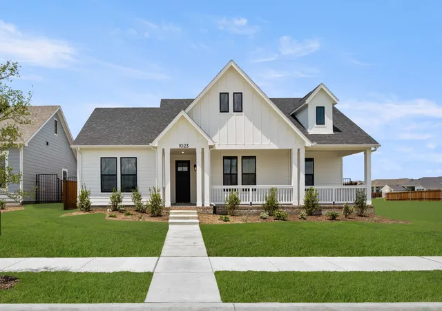 Photo 1 of Sale Pending at 1023 Rylan St, Midlothian, TX 76065 | MLS# 21186826 | Listing updated on 2026-08-28