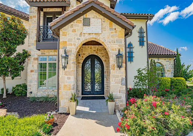 Photo 3 of Mansion for sale at 195 Angelina Dr, Aledo, TX 76008 | MLS# 21185948 | Listing updated on 2026-07-24
