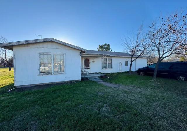 Photo 1 of Single family home for sale at 620 5th St, Hawley, TX 79525 | MLS# 21187377 | Listing updated on 2026-09-30