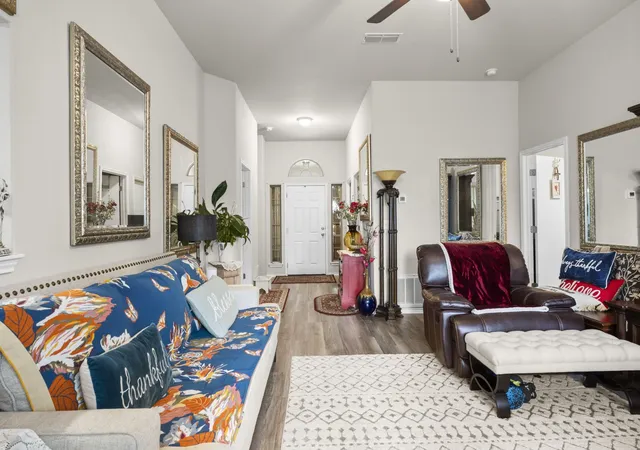 Photo 3 of Single family home for sale at 2513 Petersburg Ln, Temple, TX 76504 | MLS# 21187544 | Listing updated on 2026-09-22