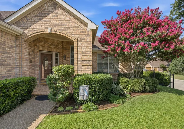 Homes for sale in Fairview, TX | 434 Long Cove Dr, Fairview, TX 75069 | MLS# 21186266