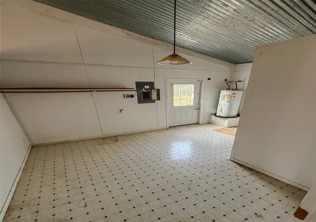 Homes for sale in Giddings, TX | 1007 Private Road 2002, Giddings, TX 78659 | MLS# 21187683