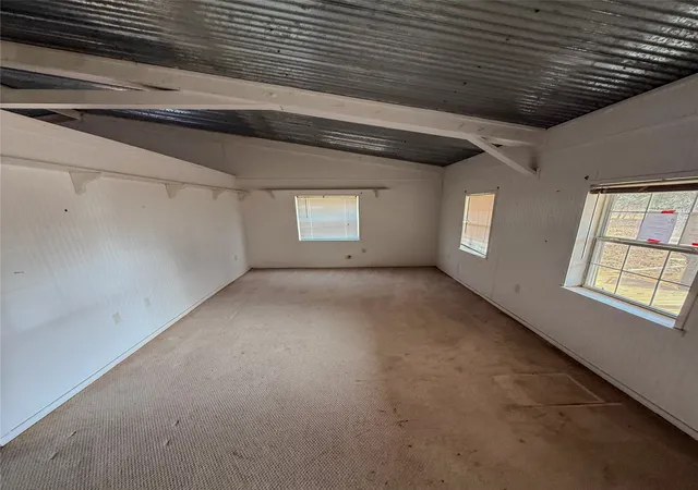 Homes for sale in Giddings, TX | 1007 Private Road 2002, Giddings, TX 78659 | MLS# 21187683