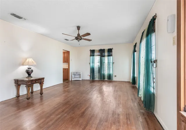 Homes for sale in Denison, TX | 1912 E Texas St, Denison, TX 75021 | MLS# 21182518