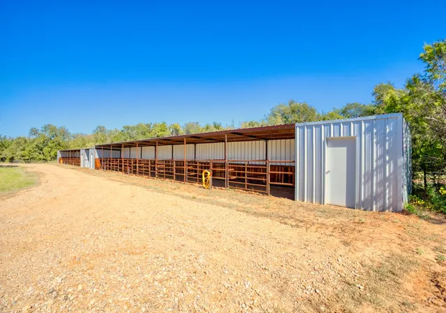 Homes for sale in Lipan, TX | 247 S Caddo St, Lipan, TX 76462 | MLS# 21184843