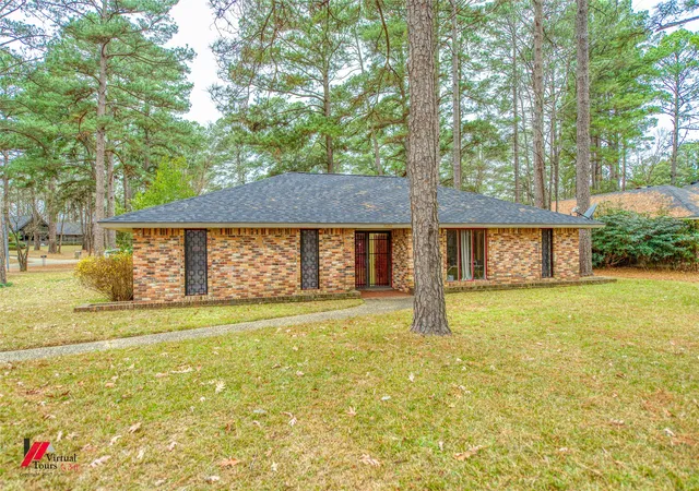 1st image of 1404 N Acres Cir, Springhill, LA 71075 | MLS# 21169333