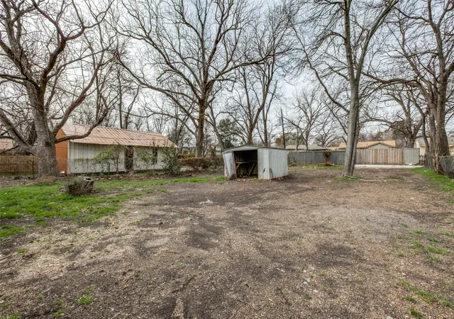 Homes for sale in Dallas, TX | 3111 Arizona Ave, Dallas, TX 75216 | MLS# 21187950