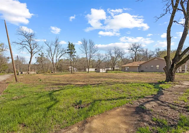 Photo 2 of Land for sale at 705 E Cherry St, Paris, TX 75460 | MLS# 21188159 | Listing updated on 2026-07-24