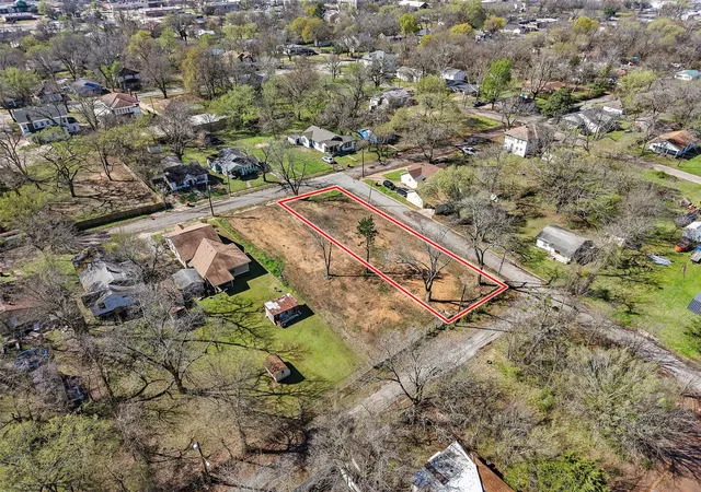 Photo 4 of Land for sale at 705 E Cherry St, Paris, TX 75460 | MLS# 21188159 | Listing updated on 2026-07-24