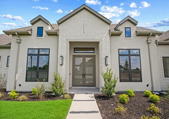 Photo 3 of Single family home for sale at 1730 Carroll Moran Trl, Midlothian, TX 76065 | MLS# 21188180 | Listing updated on 2026-09-22