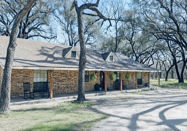 Homes for sale in Comanche, TX | 650 Hwy 3200, Comanche, TX 76442 | MLS# 21188245