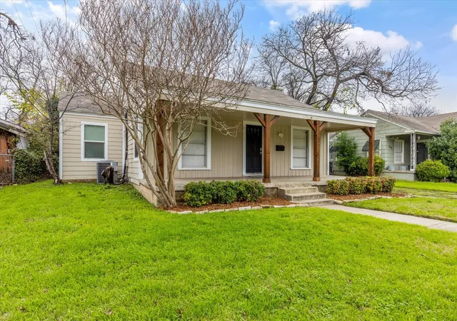 3rd image of 3554 Winston Rd, Fort Worth, TX 76109 | MLS# 21188393