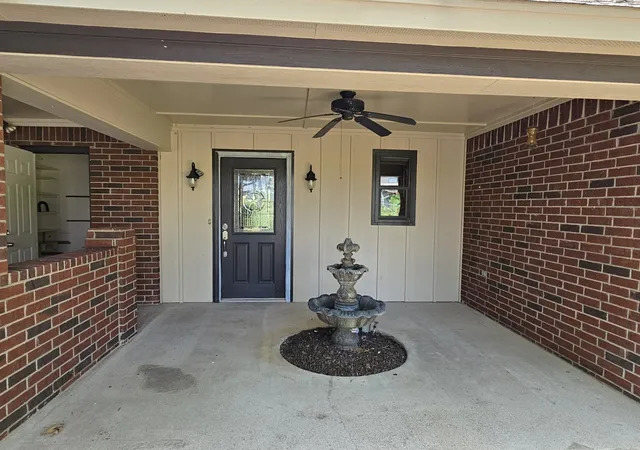 Homes for sale in Chandler, TX | 5731 N Cape Dr, Chandler, TX 75758 | MLS# 21185470