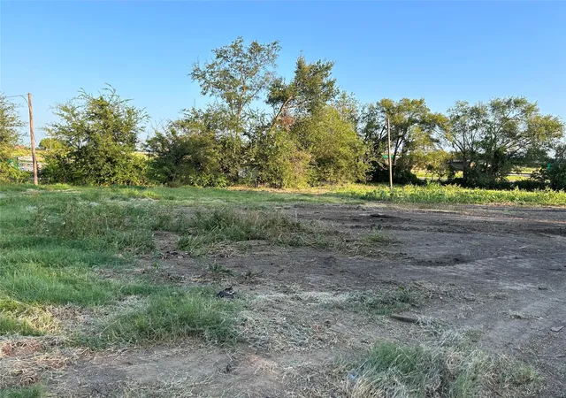 Photo 3 of Land for sale at 1330 Jefferson St E, Sulphur Springs, TX 75482 | MLS# 21187466 | Listing updated on 2026-08-28
