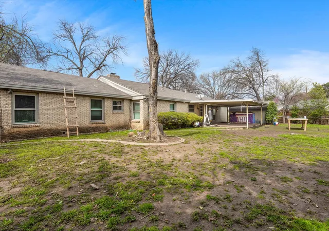 Photo 16 of Sale Pending at 3709 Bellaire Cir, Fort Worth, TX 76109 | MLS# 21188445 | Listing updated on 2026-07-22