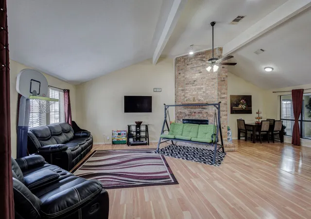 Photo 3 of Single family home for sale at 716 Fieldwood Dr, Mesquite, TX 75150 | MLS# 21188521 | Listing updated on 2026-08-20