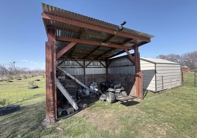 Homes for sale in Riesel, TX | 279 County Road 137, Riesel, TX 76682 | MLS# 21188577
