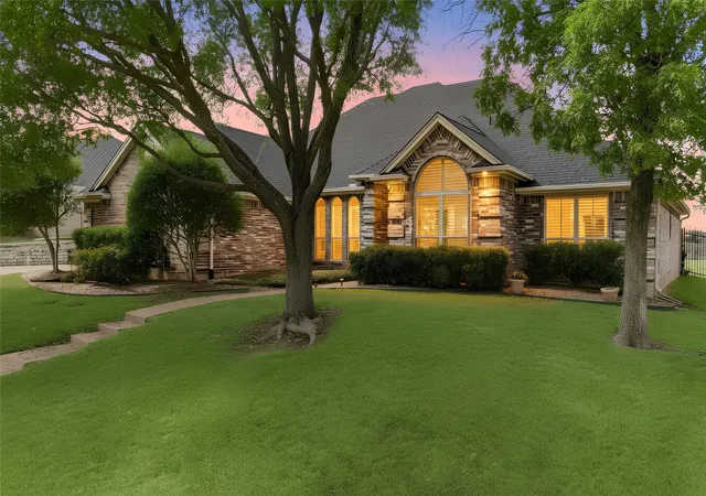 1st image of 4224 Hollow Creek Ct, Aledo, TX | MLS# 21183863