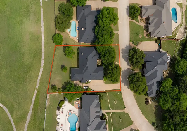 3rd image of 4224 Hollow Creek Ct, Aledo, TX | MLS# 21183863