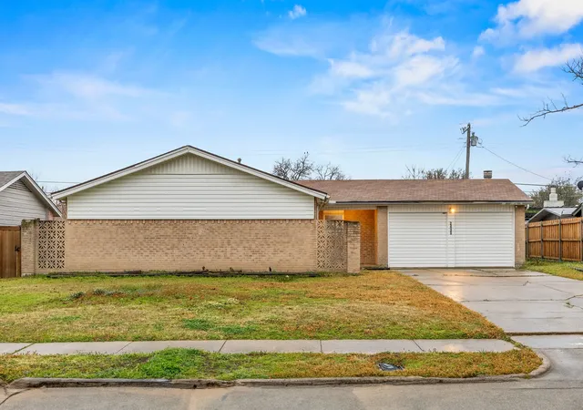 Photo 1 of Single family home for sale at 2438 Lasalle Dr, Irving, TX 75062 | MLS# 21188650 | Listing updated on 2026-08-30