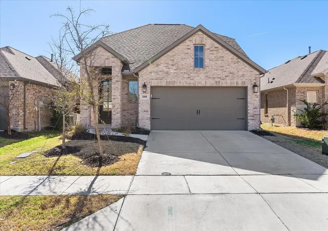 Photo 1 of Single family home for sale at 2008 Croftbank St, Forney, TX 75126 | MLS# 21188713 | Listing updated on 2026-07-10