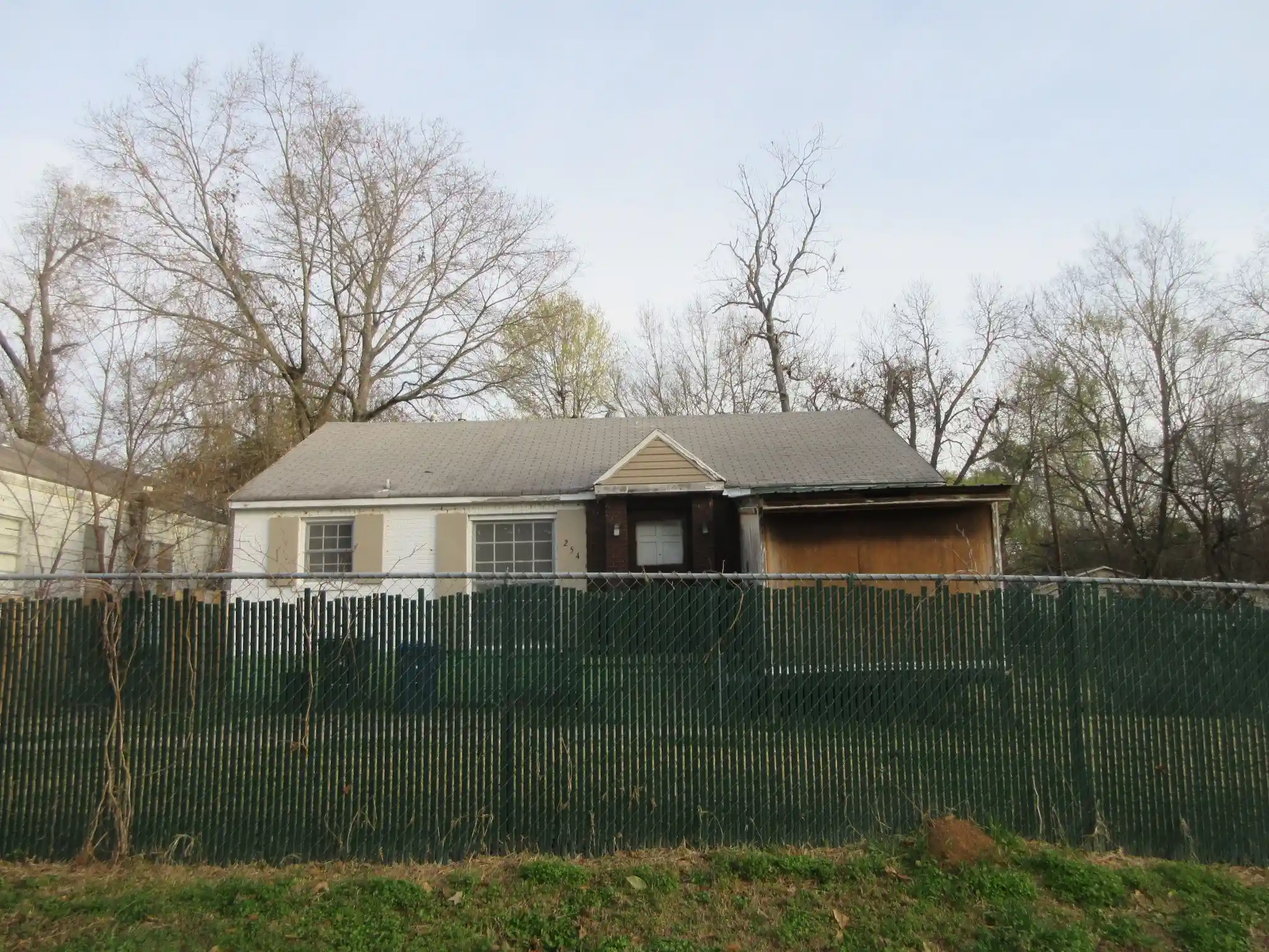 Photo 1 of Sale Pending at 254 E Lister St, Shreveport, LA 71101 | MLS# 21188666 | Listing updated on 2026-10-23