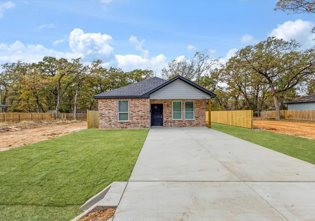 Homes for sale in Mabank, TX | 6126 Inca Dr, Mabank, TX 75156 | MLS# 21188987