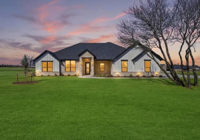 1st image of 3152 Infinity Dr, Weatherford, TX 76087 | MLS# 21187775