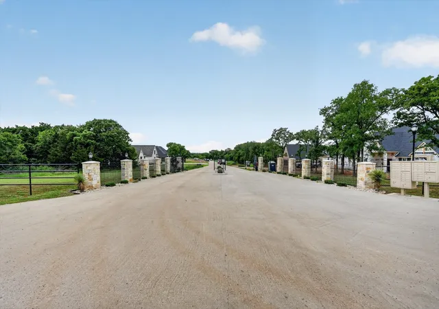 Photo 1 of Land for sale at 1640 Private Access 60200, Burleson, TX 76028 | MLS# 21188233 | Listing updated on 2026-08-05