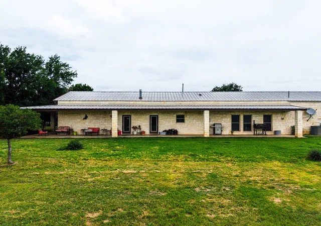 Photo 4 of House for sale at 8089 Fm 580 E, Kempner, TX 76539 | MLS# 21186354 | Listing updated on 2026-09-22