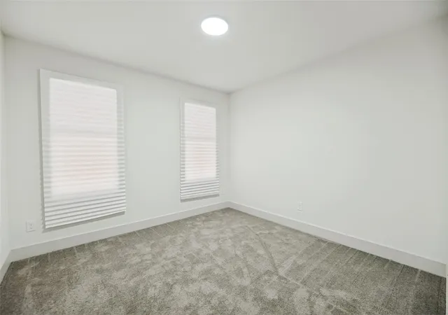 Photo 4 of Single family home for sale at Tbd N Cliff St, Dallas, TX 75203 | MLS# 21189003 | Listing updated on 2026-08-14