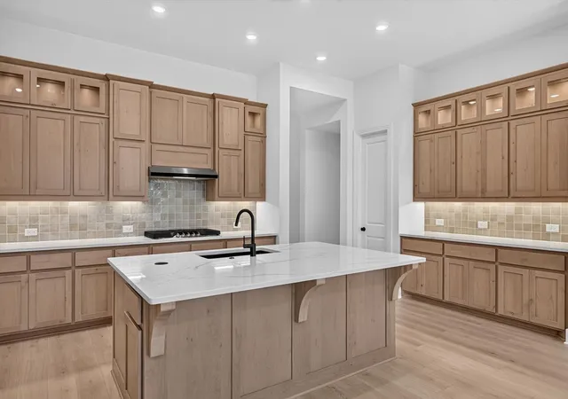 Photo 4 of Sale Pending at 2802 Cedar Rdg, Sherman, TX 75092 | MLS# 21189393 | Listing updated on 2026-09-07