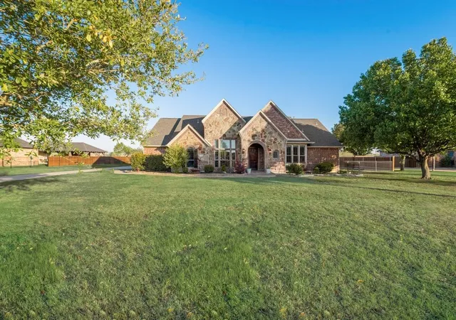 Homes for sale in Talty, TX | 18176 Langford Ln, Talty, TX 75126 | MLS# 21188504