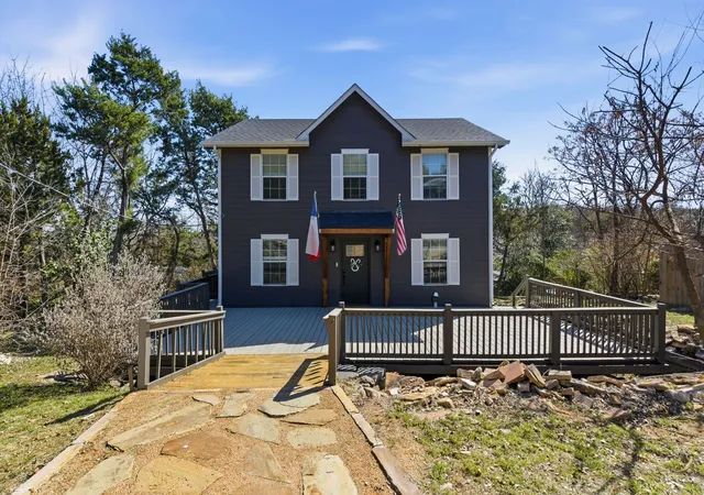 Photo 1 of Single family home for sale at 1205 Comanche Cove Dr, Granbury, TX 76048 | MLS# 21187431 | Listing updated on 2026-08-17